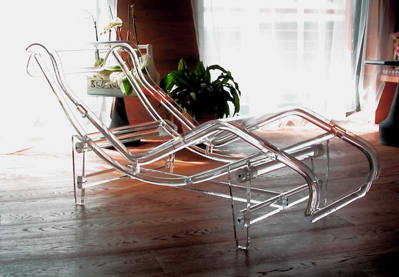 Ghostclass, eleganza trasparente