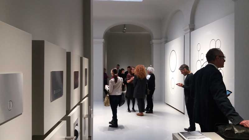Cea inaugura in Brera, tra legno e acciaio
