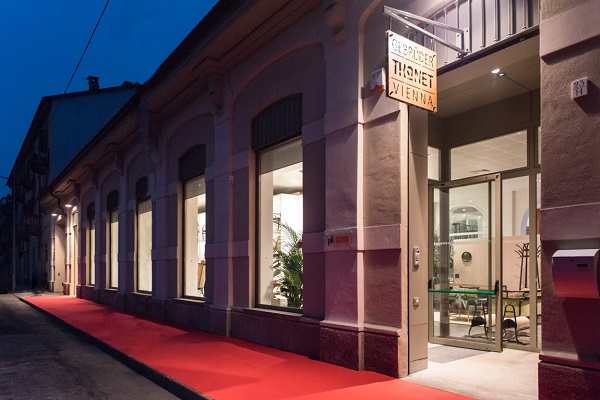 Gebrüder Thonet Vienna si trasferisce a Torino