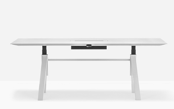 Pedrali, nuove altezze per Arki-Table