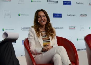 Iris Ceramica Group investe nel ‘green’ e differenzia  il business