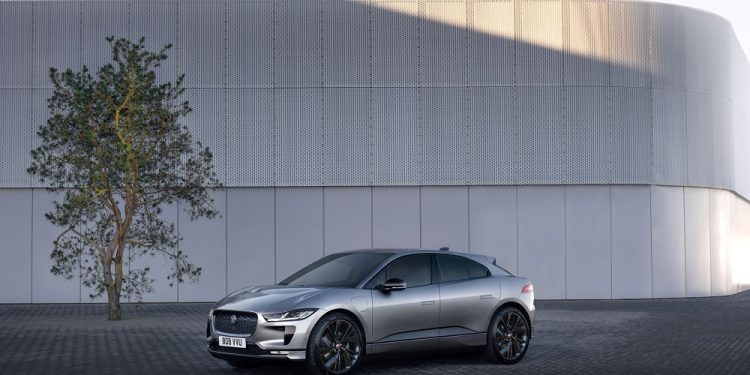 Per Jaguar solo auto elettriche già dal 2025