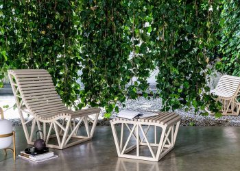 Philippo Nigro firma l’outdoor Posillipo per A&B living