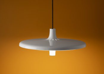 Leggere e versatili le lampade di Martinelli Luce