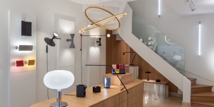 Nemo porta Le Corbusier in roadshow e cresce in Francia