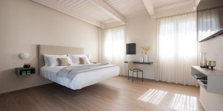 Contract LAB arreda a Rimini Open. Hotel