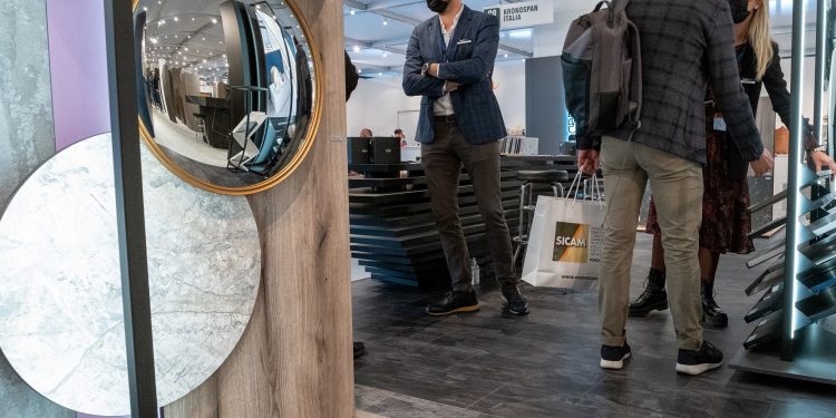 Accessori e componenti per il mobile, appuntamento a Pordenone