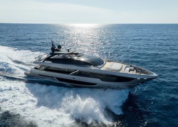 Riva 102′ Corsaro Super, la nuova era dei flybridge