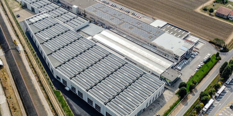 Finstral investe 30 mln di euro nell’industria 4.0
