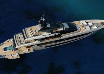 Ad Ancona in costruzione il primo megayacht di Riva
