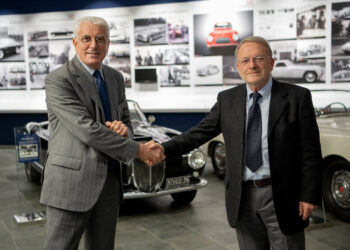 Boutique a Porto Lotti per Pininfarina e De Simoni Yacht Design