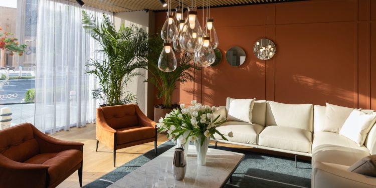 Poltrona Frau arriva a Dubai con Majid Al Futtaim Lifestyle