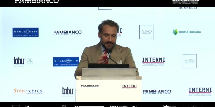 Pambianco: “il 2023 anno flat, crescita dal 2024”