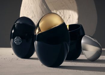 Alexander McQueen esordisce nell’universo delle candele