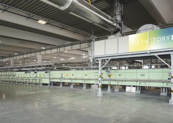 Edison Next si unisce a Iris Ceramica per la prima fabbrica di lastre in ceramica ad idrogeno verde