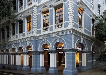 Minotti apre uno showroom in un antico palazzo di Mumbai