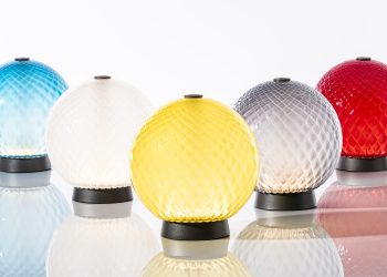 Venini presenta le novità della linea Art Light