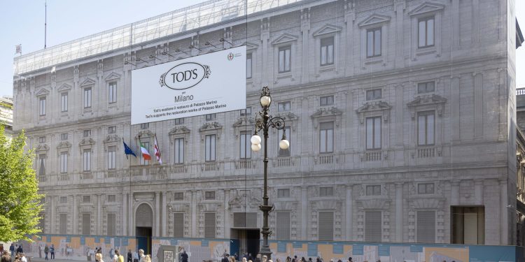 Tod’s finanzia il restauro delle facciate di Palazzo Marino