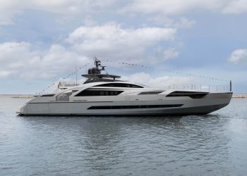 Varato il quarto Pershing 140