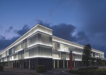 Ferrari inaugura il suo e-building firmato Mario Cucinella