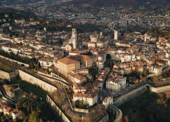 City of longevity: nuovi servizi e modelli urbanistici per vivere meglio e più a lungo
