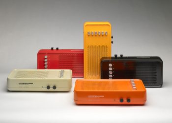 La radio di design si mette in mostra a Milano