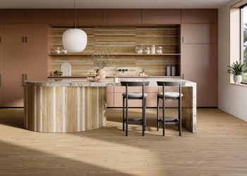 Dopo due anni sprint, il settore ceramico si ferma. Per il rilancio si investe a 360 gradi