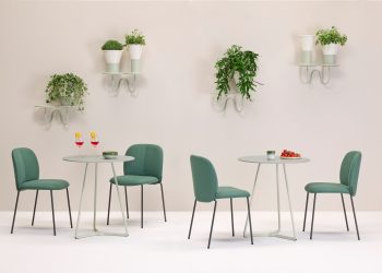 Le sedute Mentha di S-cab debuttano nell’indoor