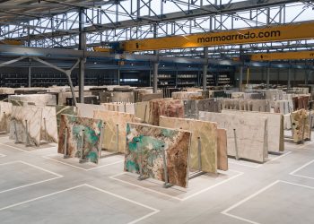 Scapin inaugura la Marmo Arredo Stone Gallery