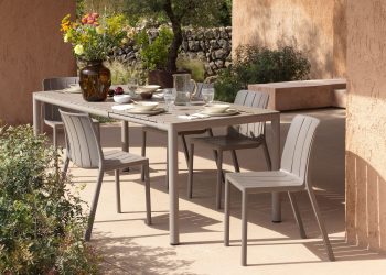 Nardi presenta la seduta outdoor Tiberina