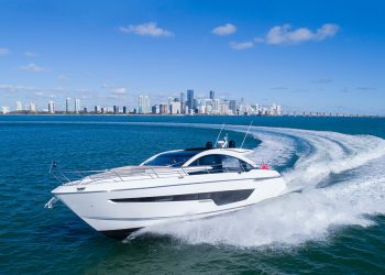 La britannica Fairline Yachts sta cercando un nuovo proprietario