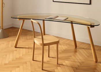 Gebrüder Thonet Vienna presenta la scrivania Boomerang