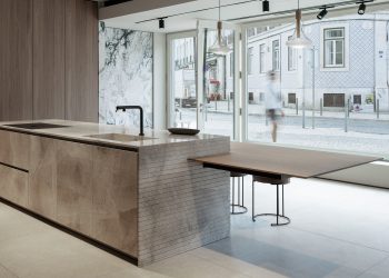 Modulnova inaugura un flagship store a Lisbona