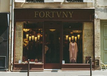 Fortuny si espande con un opening nel cuore della Ville Lumière