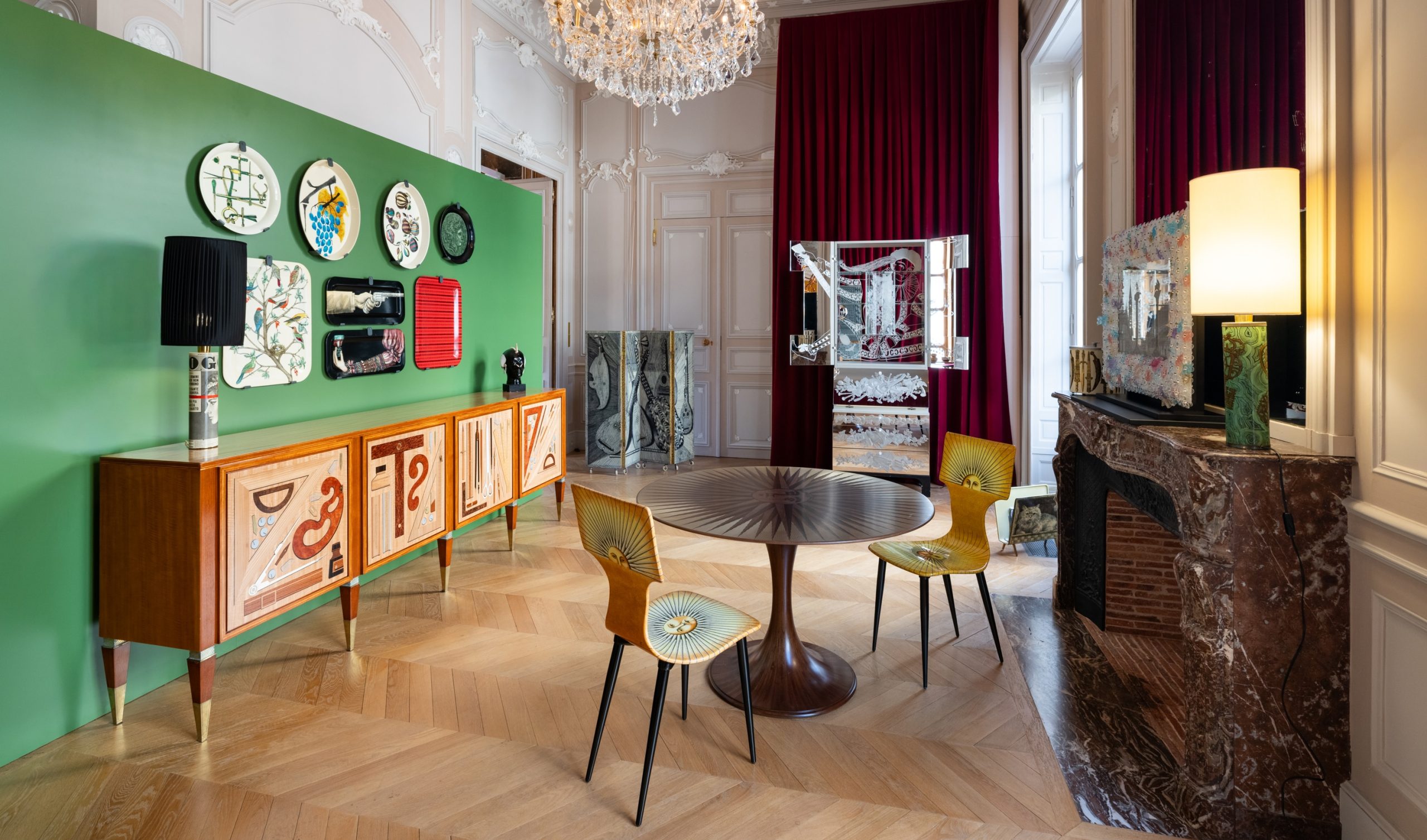 Picture of Fornasetti presenta la collezione di pezzi unici Surface Narratives ...