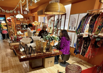 Debutta il format Robe Robertaebasta, concept market per vintage e riuso