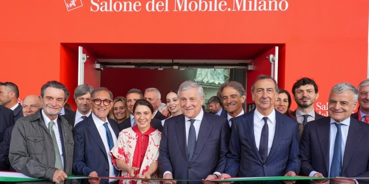 Salone del Mobile.Milano, Ambasciatore del design italiano nel mondo