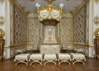 Tassinari & Chatel ricostruisce le sete della camera del re a Versailles