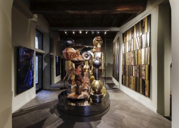 Antonio Marras interpreta il metallo di De Castelli