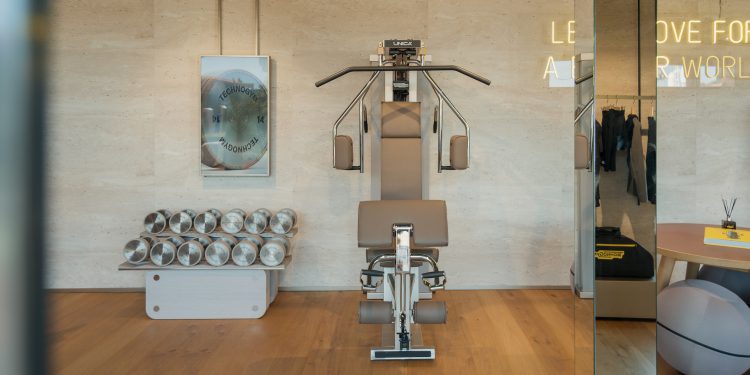 Technogym inaugura un pop-up a Porto Cervo