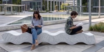 White Carrara, il design in marmo torna tra le vie della città