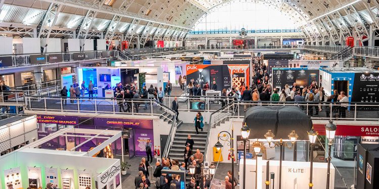 Messe Frankfurt acquisisce LiGHT Expo London