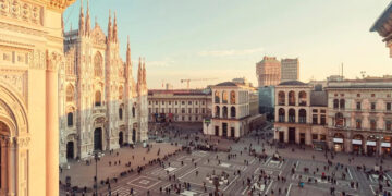 Hotel in Piazza Duomo, il Comune di Milano cambia i piani e indice una gara